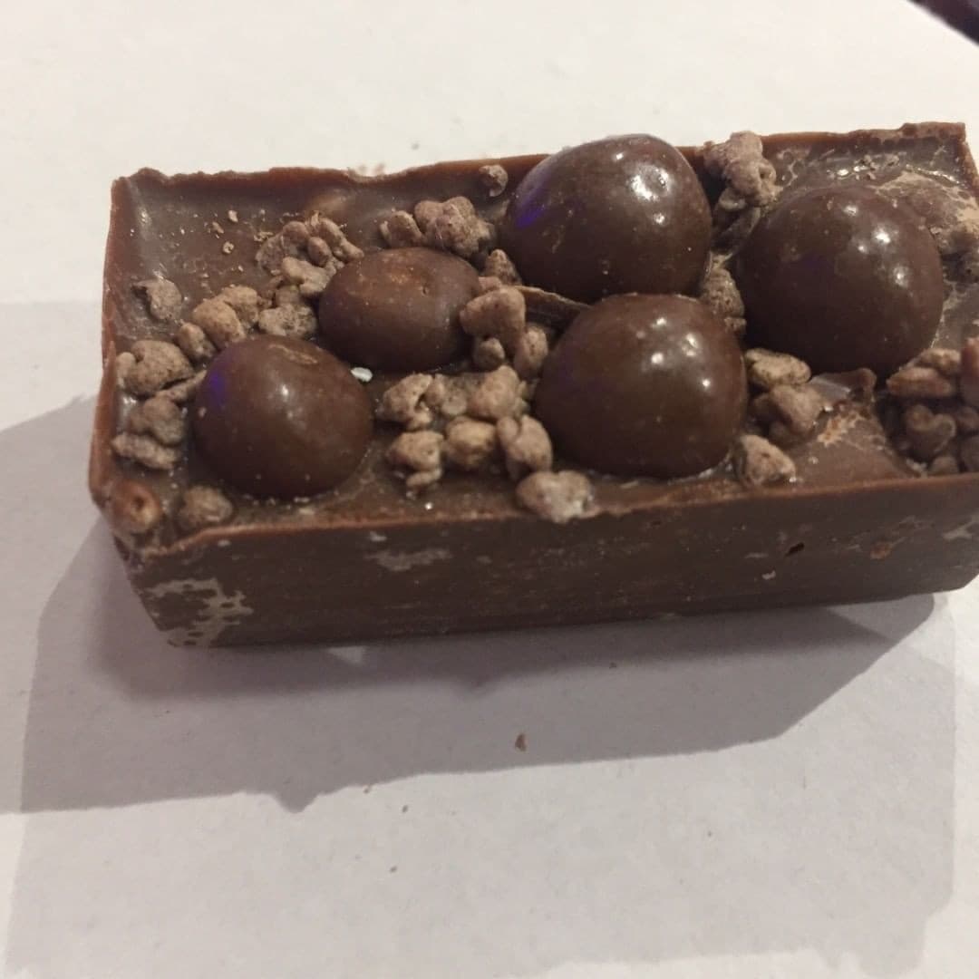 p_2_3_3_7_2337-Batonchik-shokoladnыj-KITKAT.jpg
